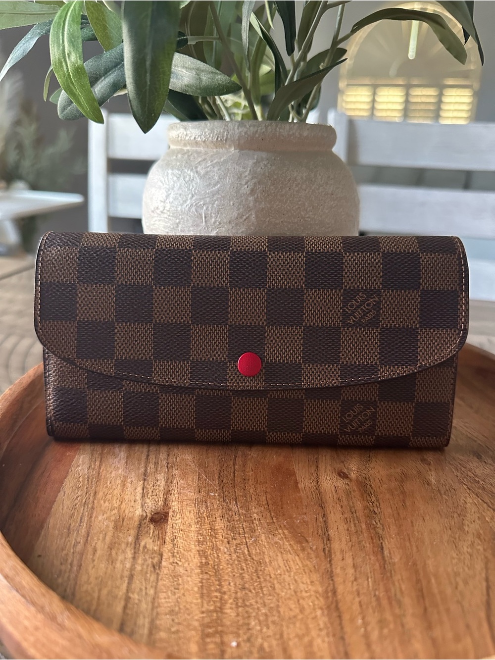 AUTHENTIC Louis Vuitton Emilie Wallet 🎀🌸